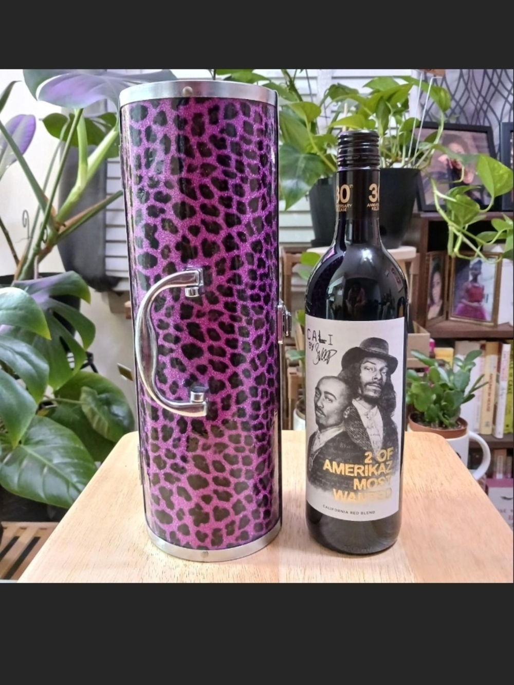 Purple leopard print wine bottle carrying case